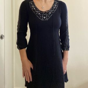 XS mudd black dress with sleeves
